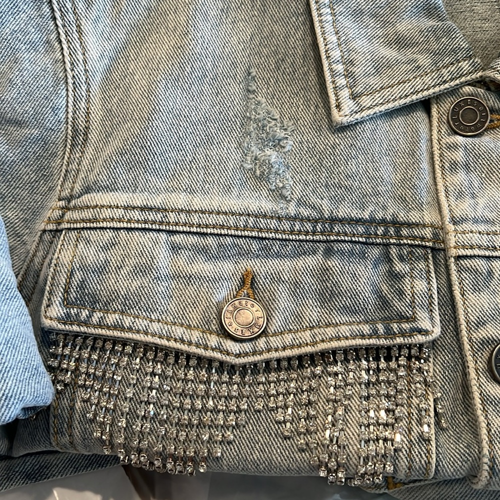 Saltwater Luxe stone wash distressed Embellished Rhinestone Denim Jacket S/M - Picture 14 of 14